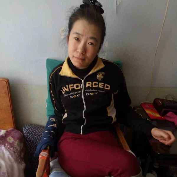 辽宁44岁单身美女真诚找对象-深圳相亲网