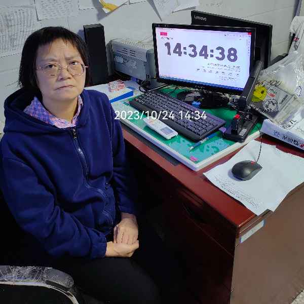 四川52岁单身美女真诚找对象-深圳相亲网