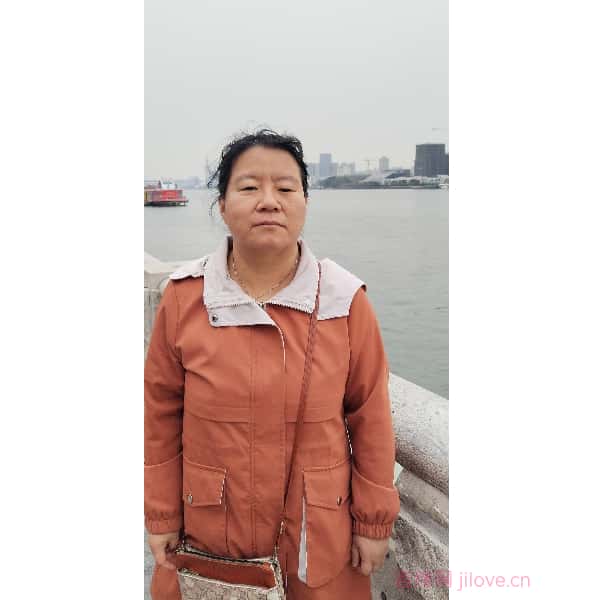 广东40岁单身美女真诚找对象-深圳征婚网