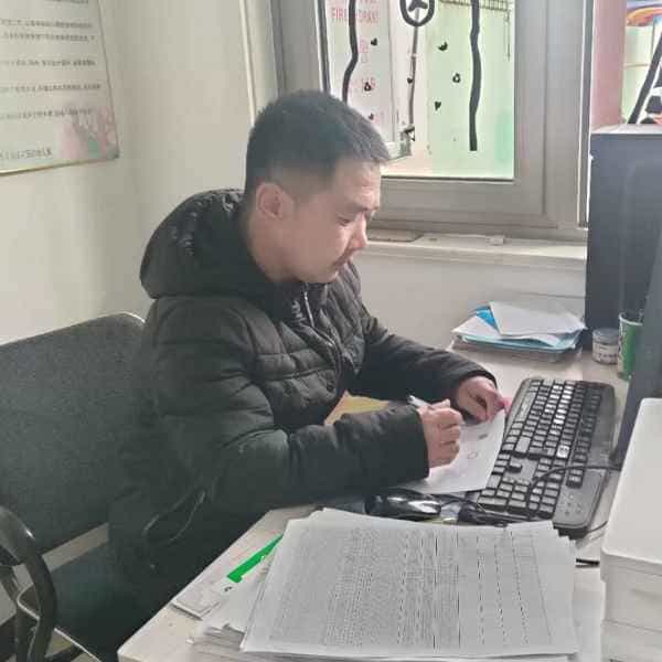 42岁岁山东单身帅哥 - 深圳吉缘网