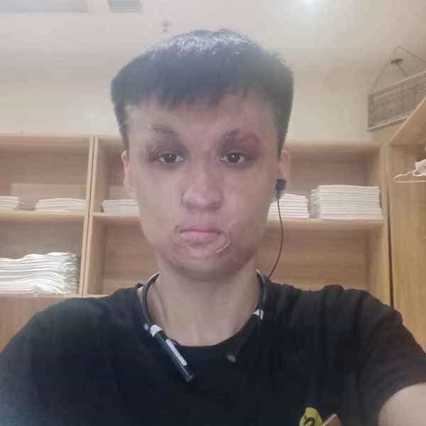 27岁岁山东单身帅哥 - 深圳吉缘网