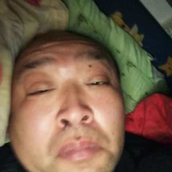 35岁岁湖北单身帅哥 - 深圳吉缘网