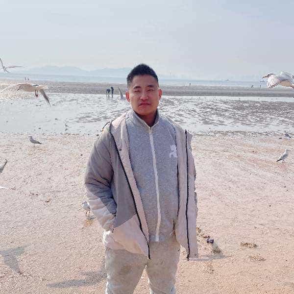 31岁岁山东单身帅哥 - 深圳吉缘网