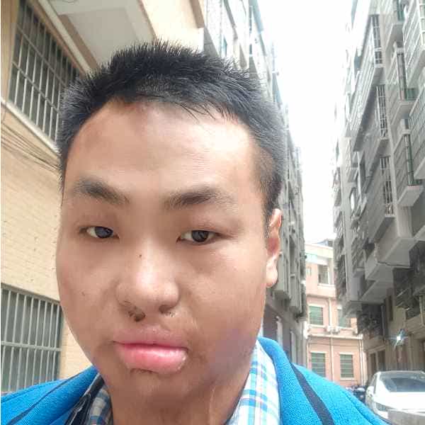33岁岁湖北单身帅哥 - 深圳吉缘网