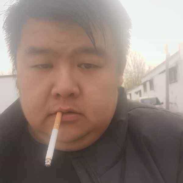 35岁岁山东单身帅哥 - 深圳吉缘网