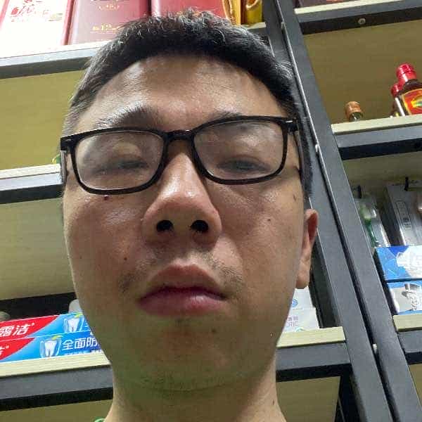 35岁岁湖北单身帅哥 - 深圳吉缘网