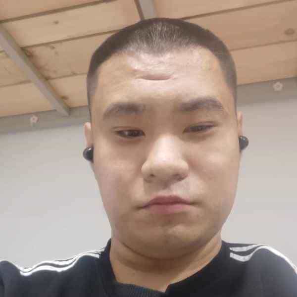 25岁岁山东单身帅哥 - 深圳吉缘网