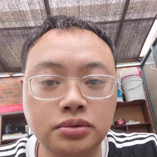 34岁岁江西单身帅哥 - 深圳吉缘网
