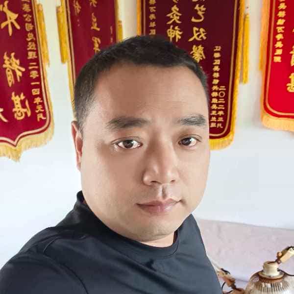 44岁岁江苏单身帅哥 - 深圳吉缘网