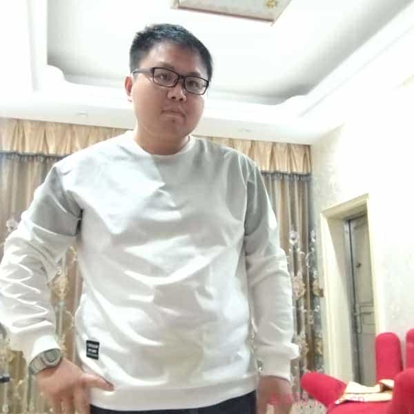 33岁岁江苏单身帅哥 - 深圳吉缘网